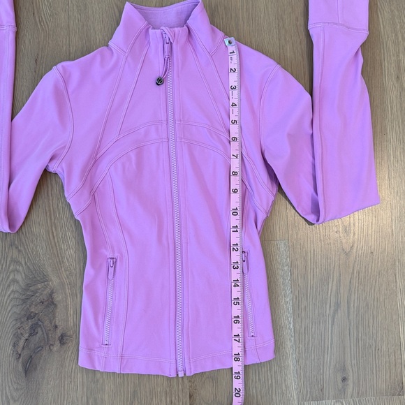 Lululemon Define Cropped Jacket - Picture 6 of 16